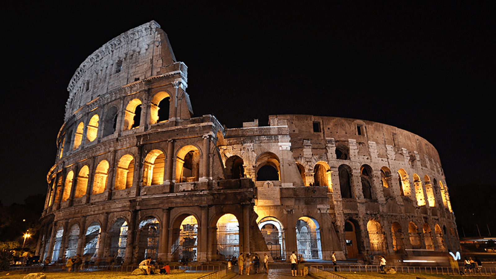 GT__0003_slideshow1b